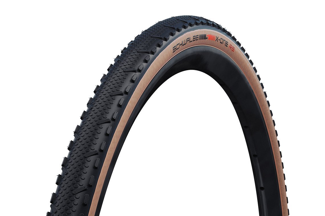 … sein schneller Kumpel, der Schwalbe X-One RS.