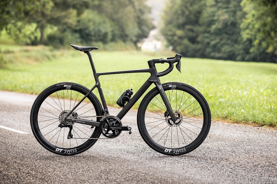 Focus Izalco Max 9.9 mit Shimano Dura-Ace Di2 und DT Swiss ERC 1400 Laufrädern