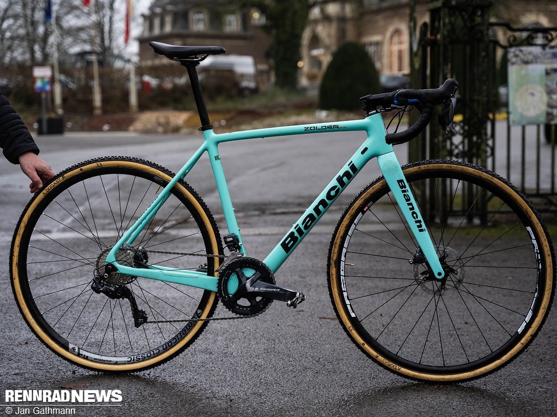 Das Bianchi Zolder eines unbekannten Crossers haben wir als Beispiel für einen Budget Aufbau fotografiert.