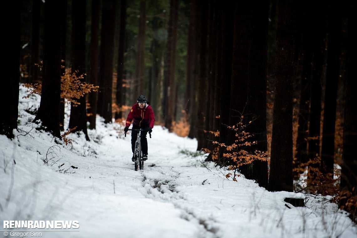 Im Winter lohnt sich der Umstieg auf ein Gravel- oder CX-Bike