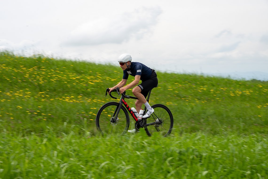 Teammachine SLR 01 Press Camp 2025-106