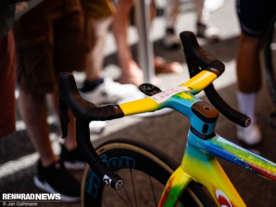 Cav's Cockpit ist nach vorne geschwungen.