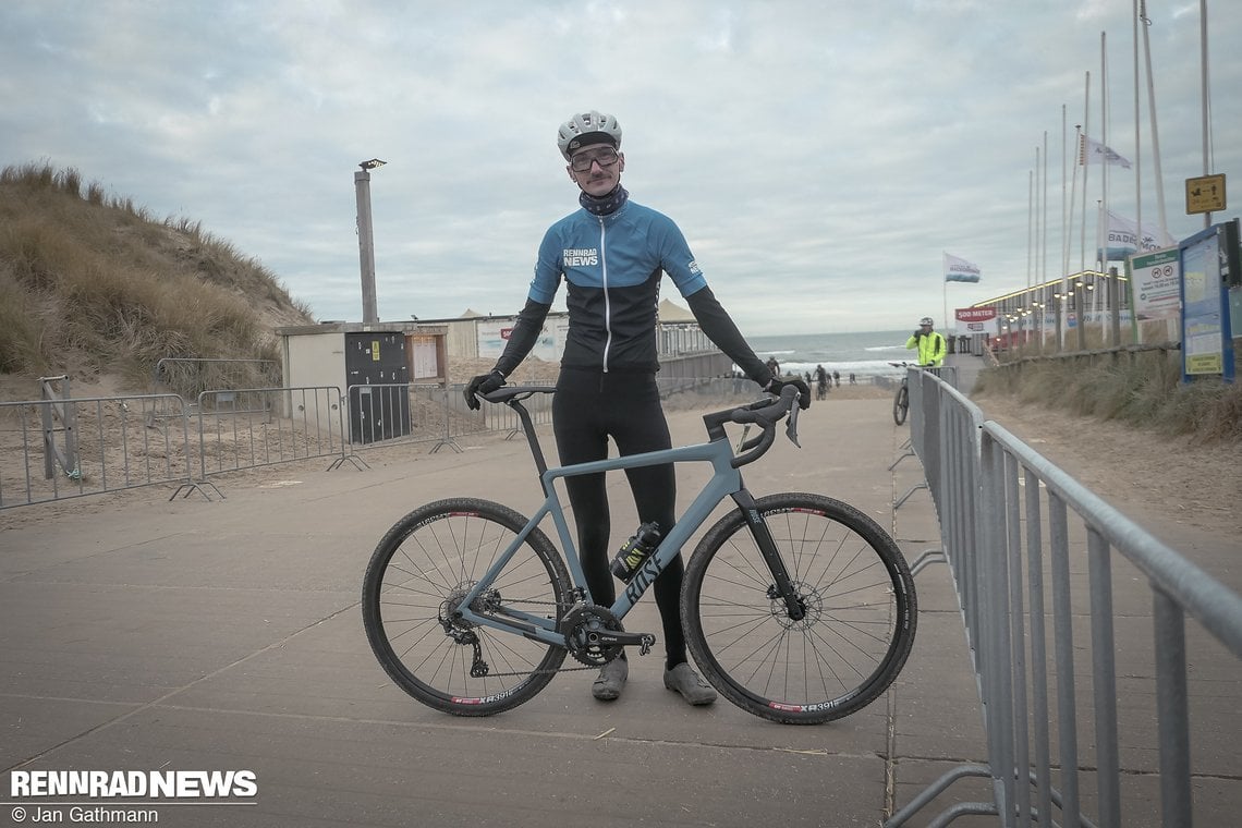 Ingo mit seinem Backroad im notdürftigen Beach Race Set-up