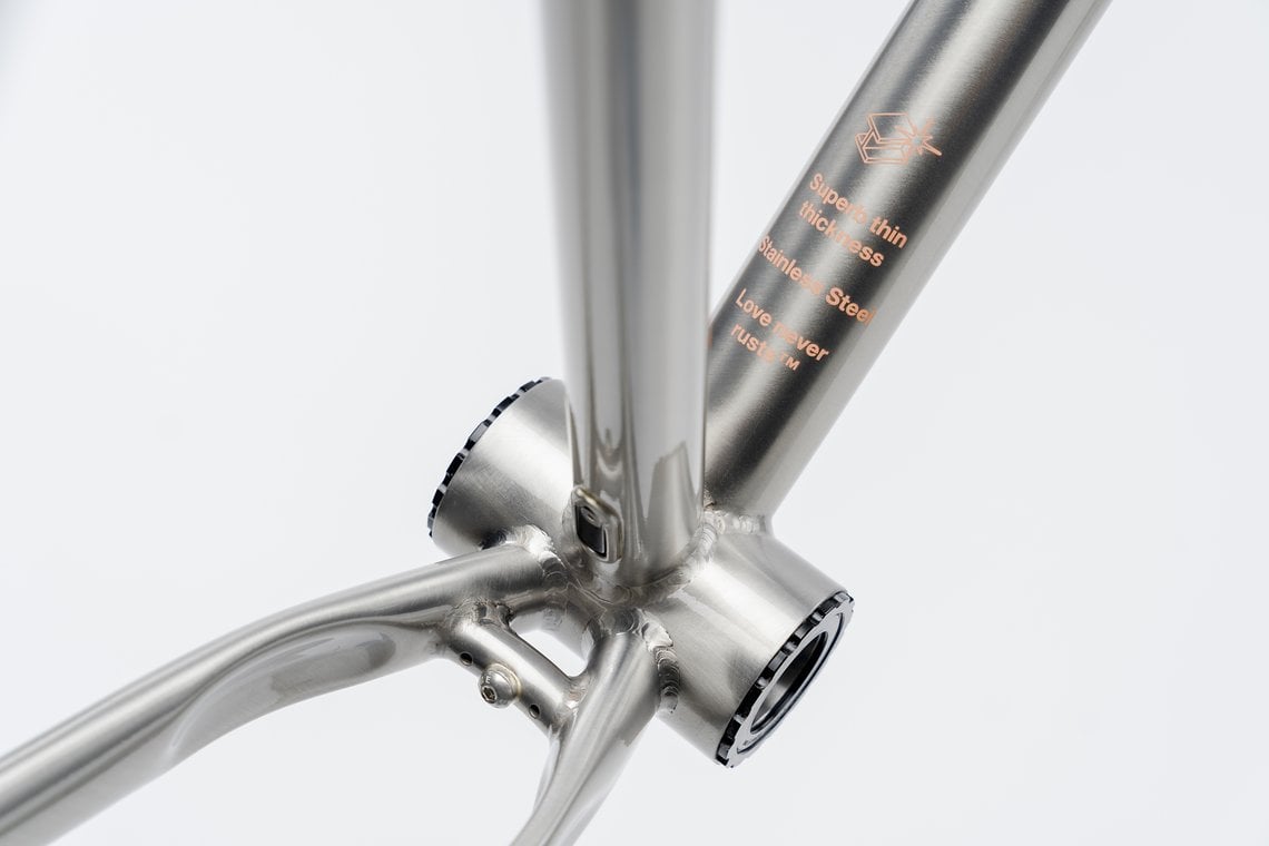 Standert setzt auf ein T47 Innenlager. Standert setzt auf ein T47 Innenlager.