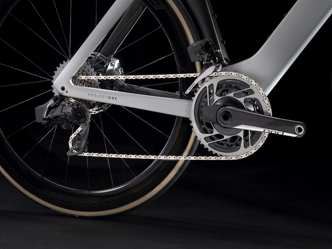 Powermeter sind bei allen Madone SLR mit SRAM-Gruppen bereits ab Werk an Bord.