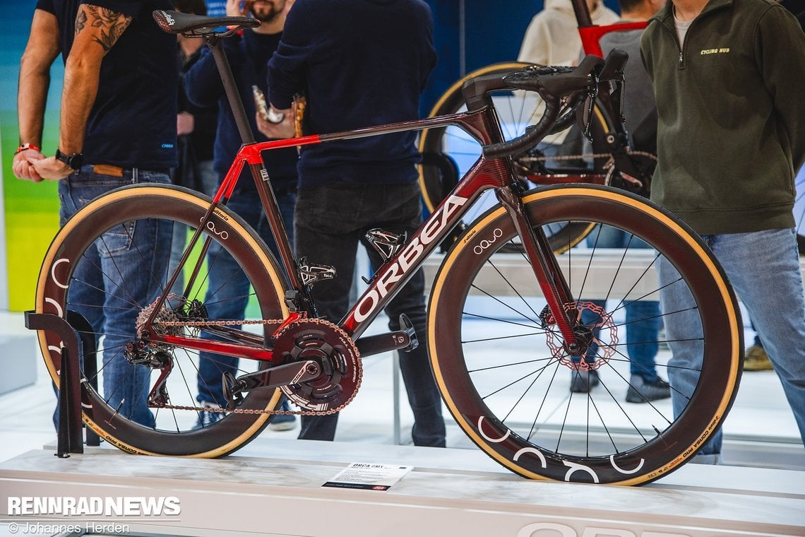 Orbea Orca OMX Berg-Rennrad von Julie Hendrickx.