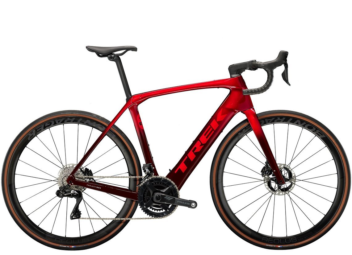 Domane+ SLR9 mit Shimano Dura Ace Di2 2x12 Schaltung für 13.999,- Euro.