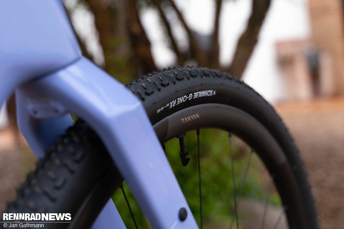 Einige höherwertige Modelle kommen mit dem neuen Canyon GR30 Carbon-Laufradsatz.