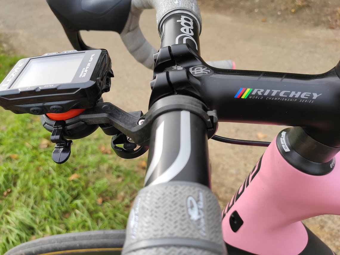 Halter für den Cateye GPS-Radcomputer und die Cycliq Dashcam-Leuchte