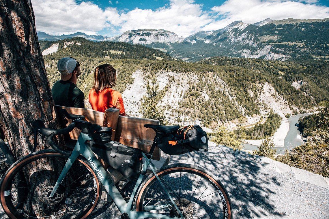 Aussichtsplattform Spitg mit Blick über die Rheinschlucht