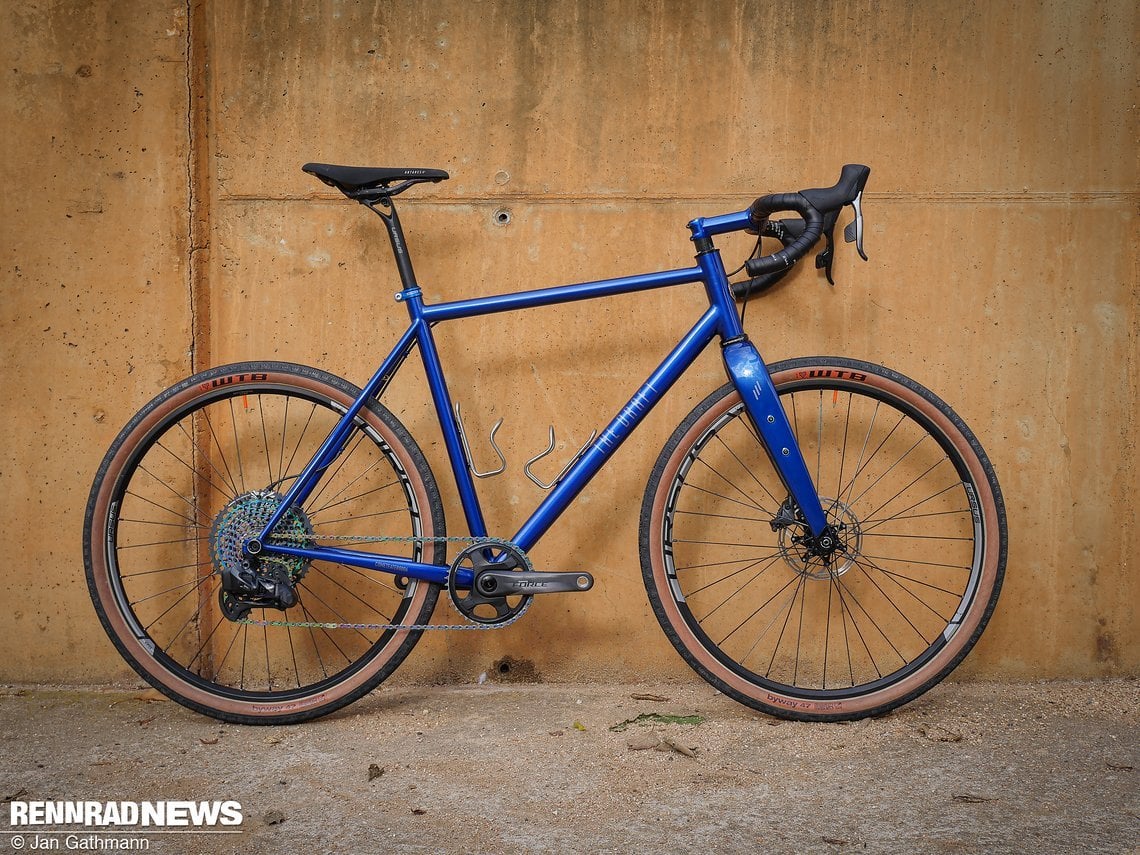 Comete Eater ist das Gravelbike der Marke aus Madrid. Basis ist ein handgelöteter Rahmen aus Columbus Life- und Zona-Rohren