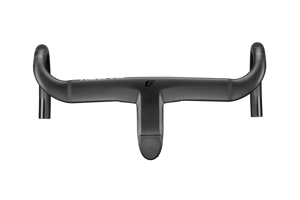 Die Cadex Aero Integrated Handlebar fokussiert Aerodynamik über maximalen Leichtbau.