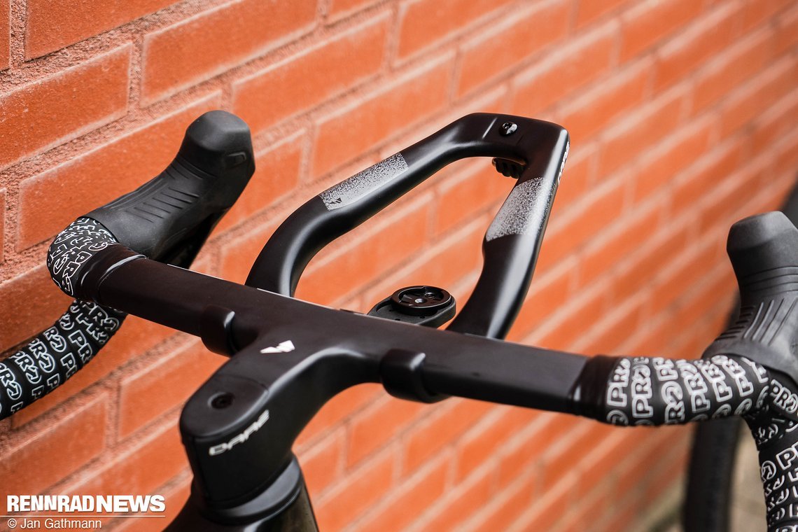 …lässt sich einfach eine Aero-Bar anbringen.