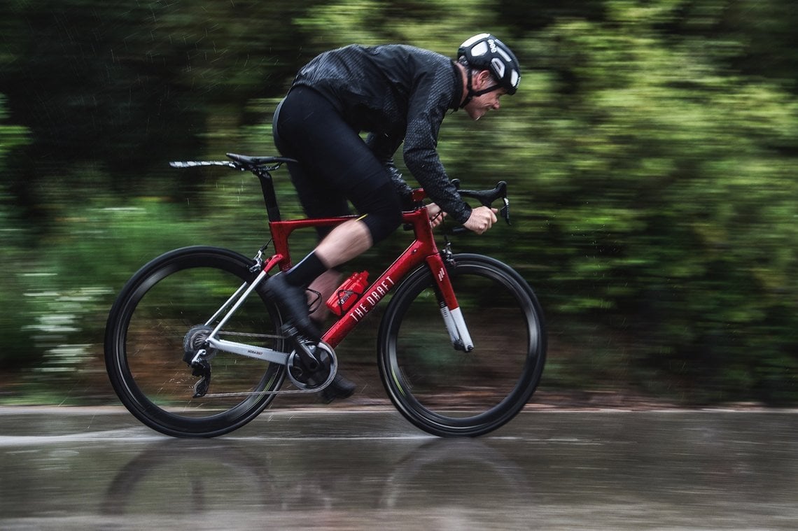 Auch wenn wir nur bei Regen fahren konnten: Wie das Hoba nach vorne ging, gefiel auf Anhieb