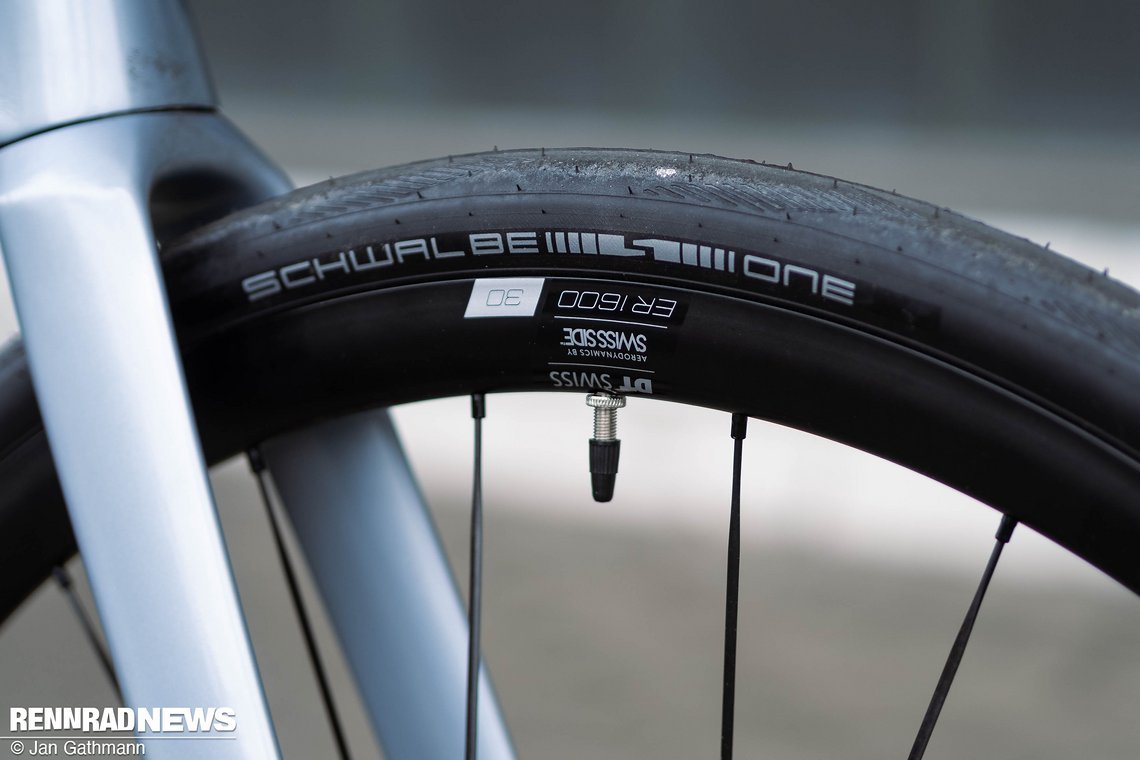 Die Schwalbe One Reifen in 32 mm sind ein echter Gamechanger