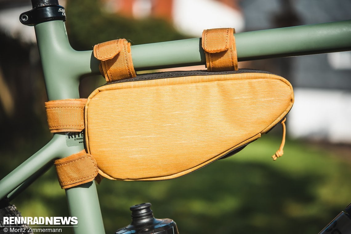 Die Multi Frame Bag kann im Rahmendreieck oder darüber an Sattelstütze und Oberrohr montiert werden