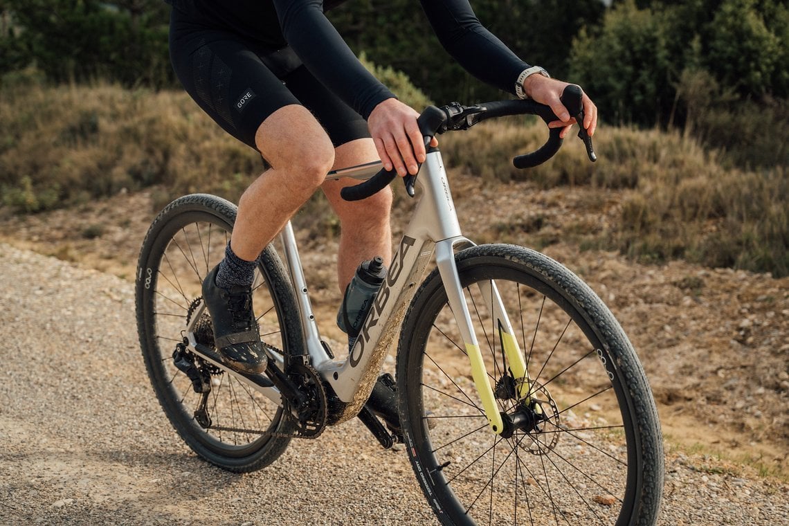 Riesen Vorteil: Mit den Shimano Di2 Shiftern lassen sich auch die Unterstützungsstufen schalten.