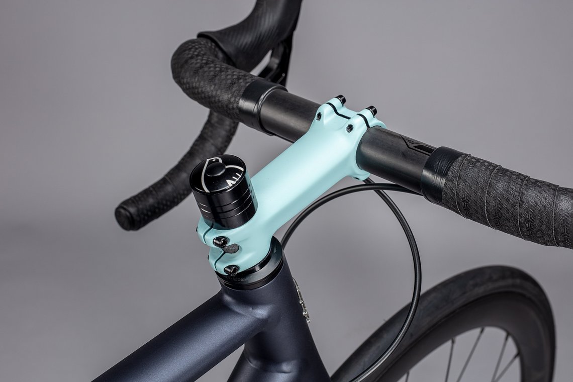 Die Geometrie wird nach einem Bikefitting im UK oder bei einem der internationalen Partner erstellt.