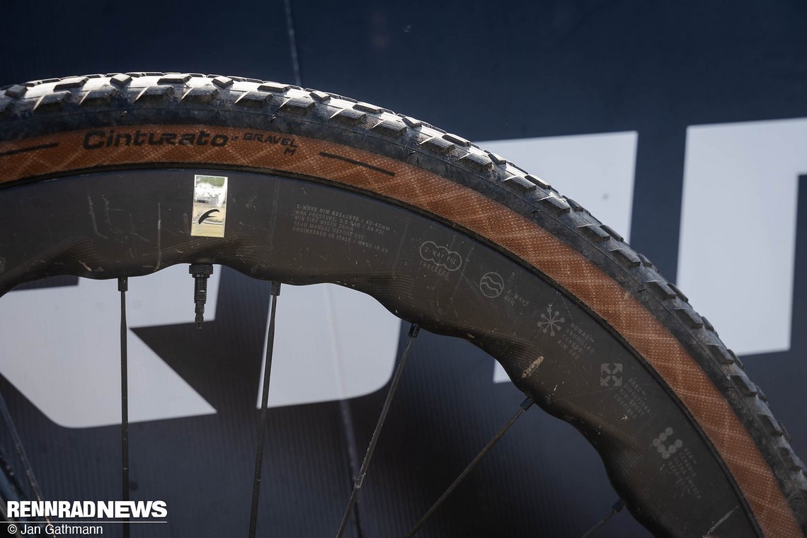 Cinturato Gravel M auf Fulcrum Sharq.