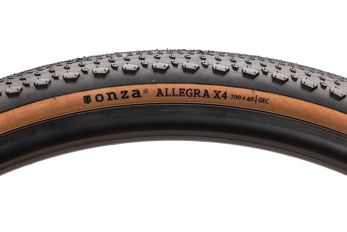 Groß (Tanwall ALLEGRA-X4 700x40 03)