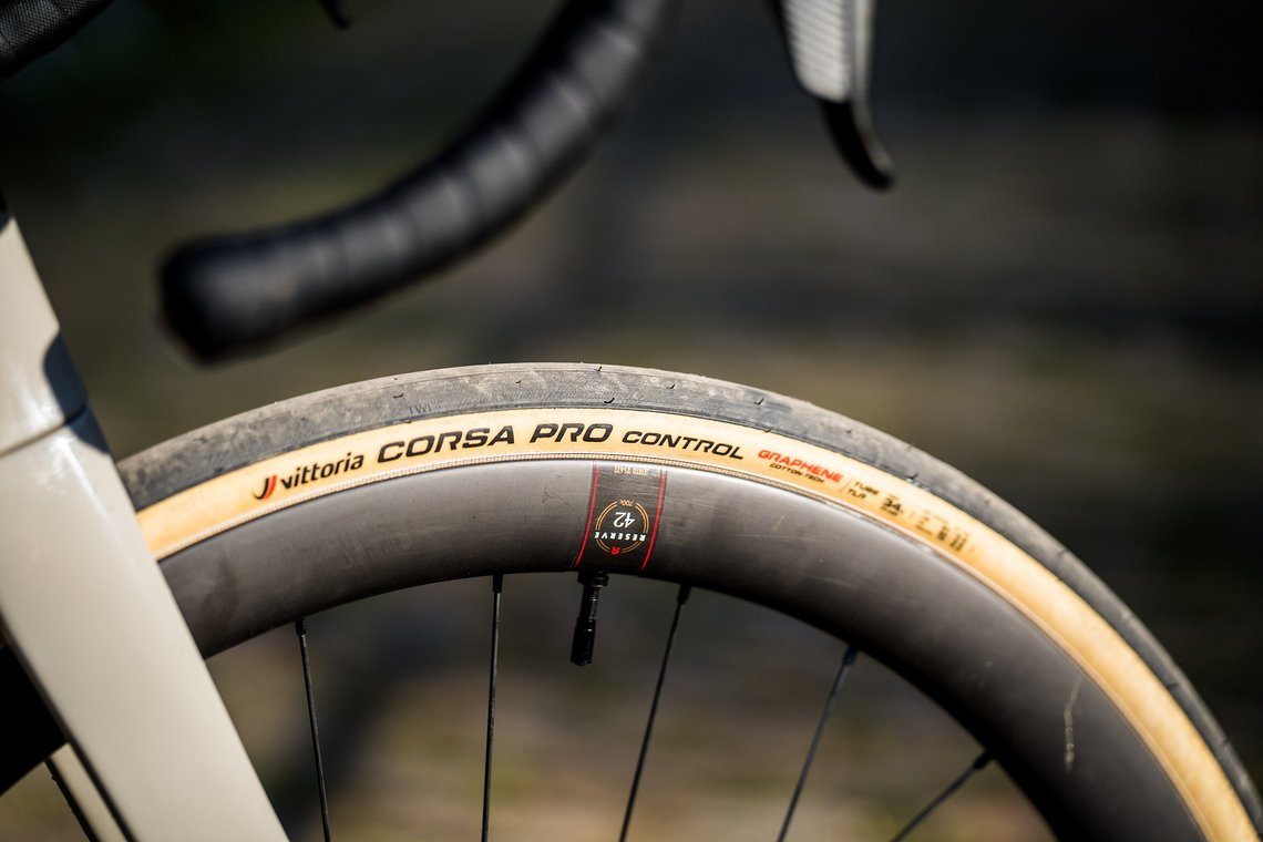 Die einzige Modifikation sind Vittoria Corsa Pro Control-Reifen in 34 mm Breite vorne und hinten