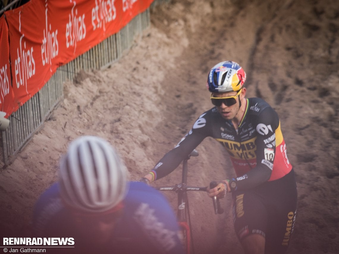 Wout van Aert reiste mit einigen Siegen in der Tasche und im großen Jumbo-Visma Teambus  an.