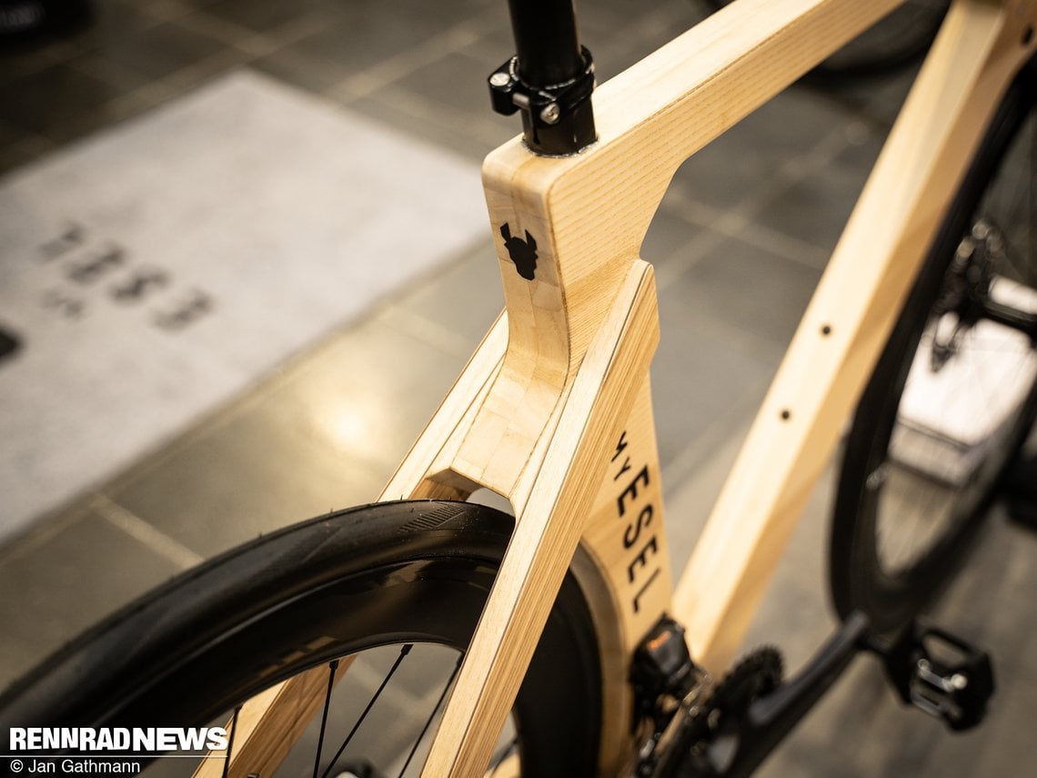 cyclingworld 2023-Rennrad-J-5