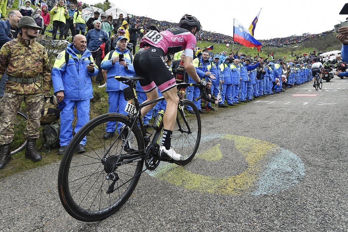 Yates setzt Froome nach