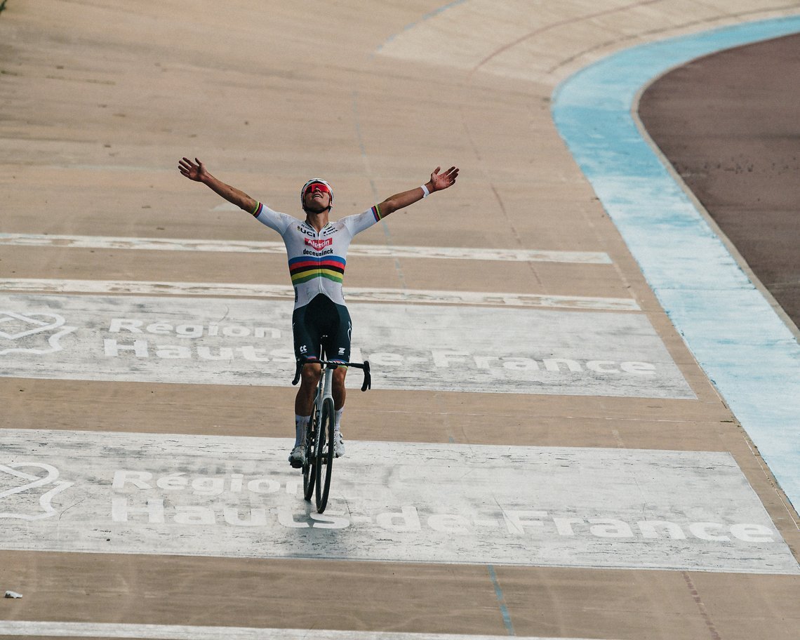 Mathieu van der Poel wurde seiner Favoritenrolle mehr als gerecht.