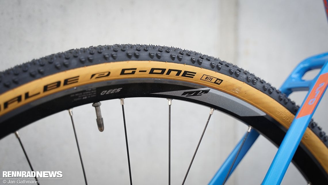 Alle Modelle rollen auf Schwalbe G-One Allround Reifen in 40 mm