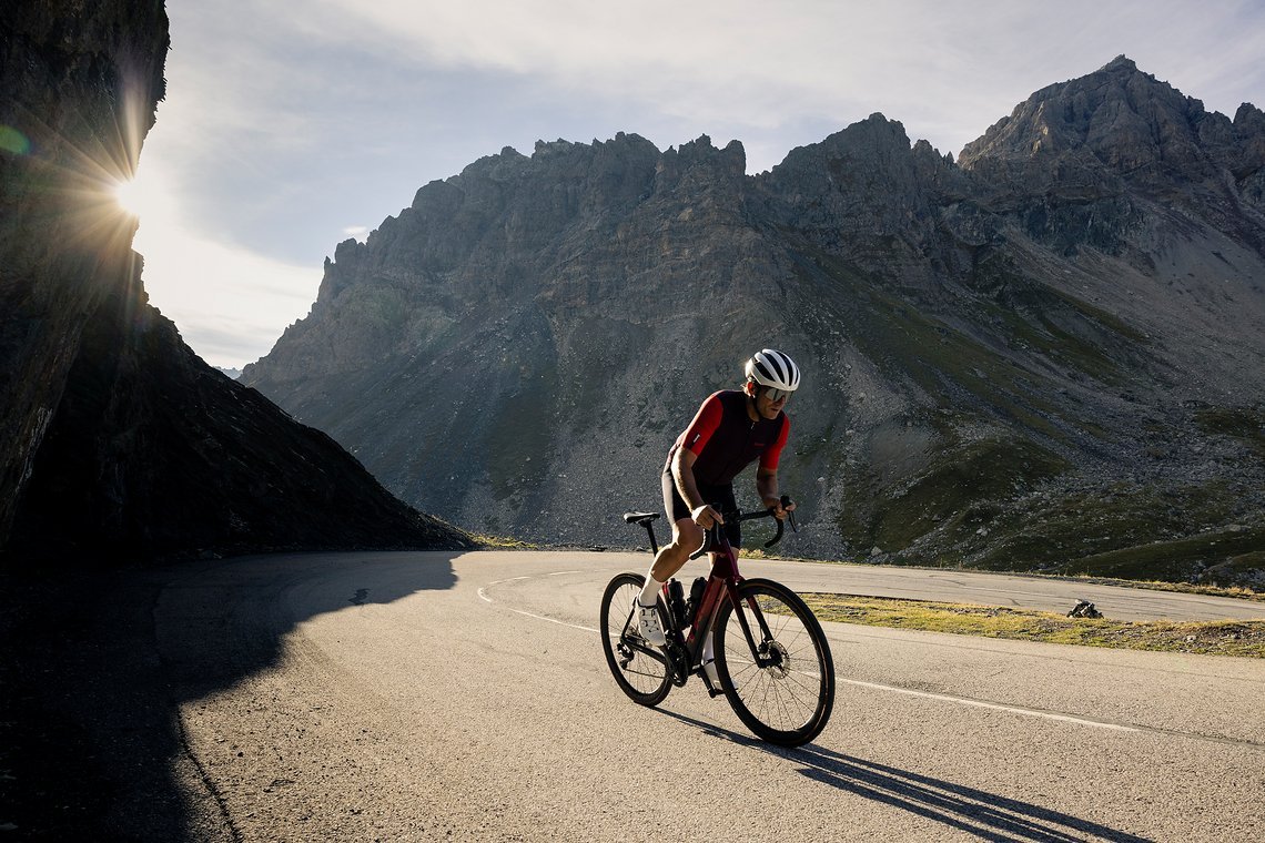 Das Trek Domane+ SLR orientiert sich bei der Geometrie stark am neuen Trek Endurance-Renner Domane 2023