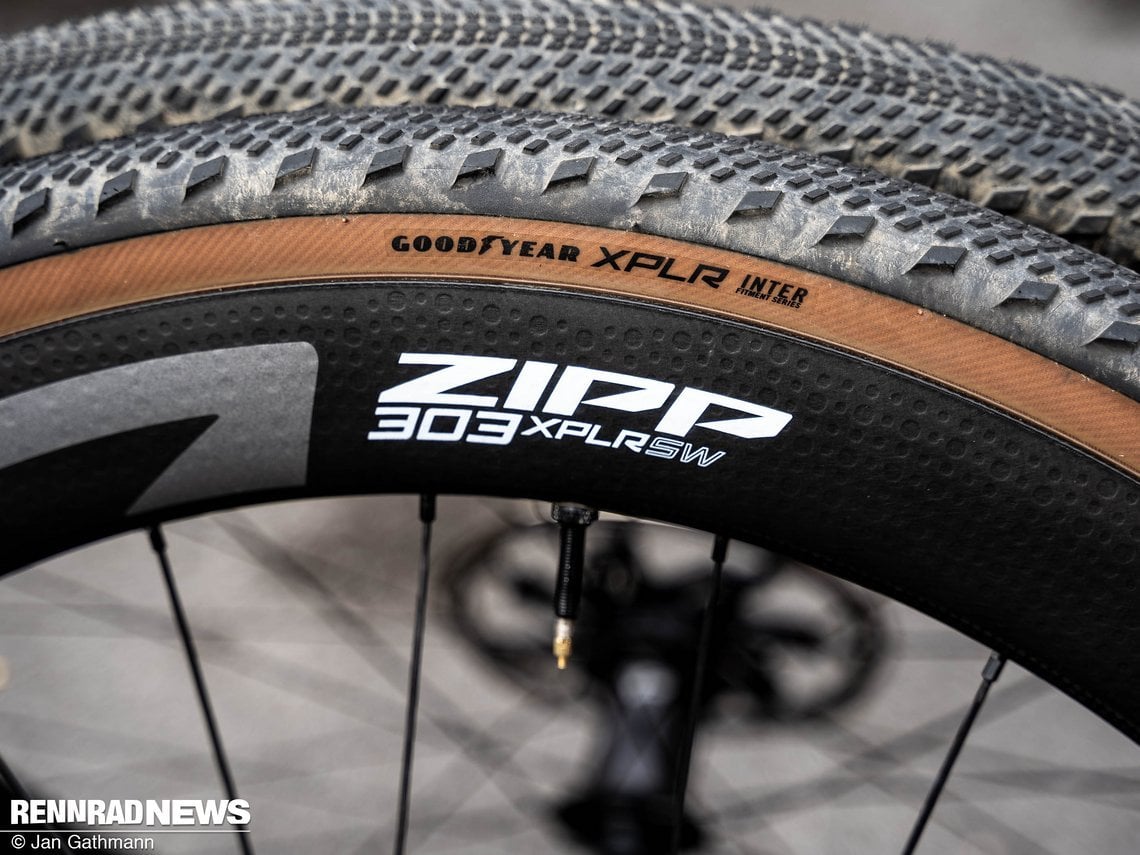 Wir konnten den Zipp 303 XPLR SW mit Goodyear XPLR Inter Reifen bereits Probefahren.