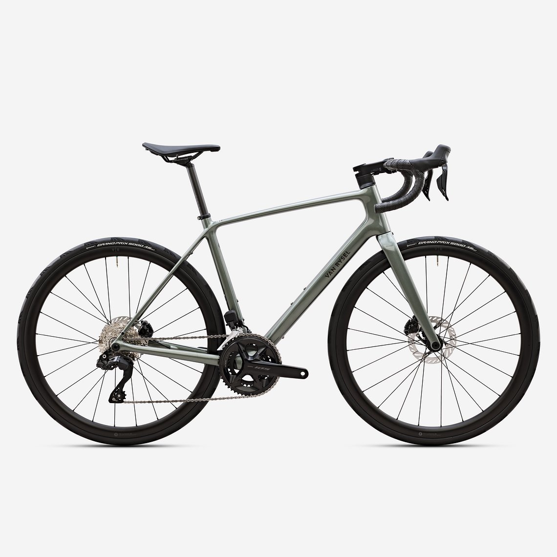 Decathlon X Van Rysel präsentiert mit dem EDR CF Ultra eine neues Carbon-Endurance-Rennrad.