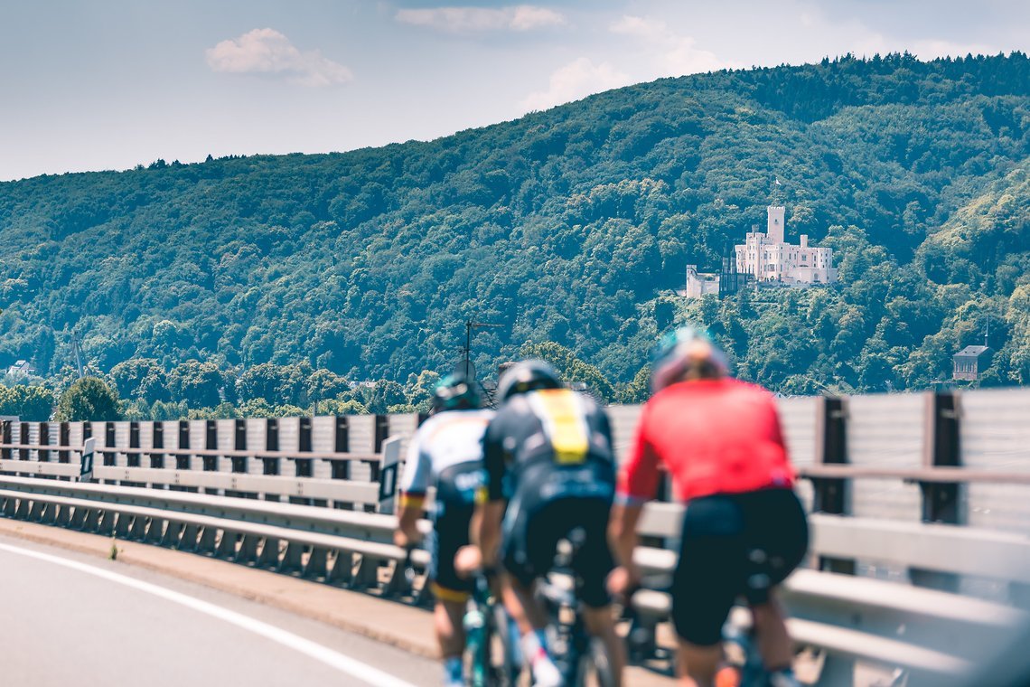 Auf dem Weg am Rhein entlang nach Bonn