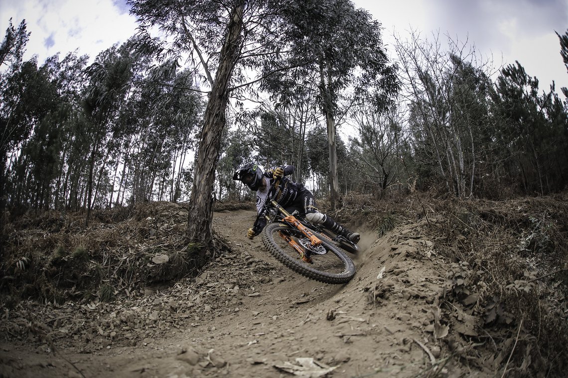 Atherton Racing ist aktuell mit den Discs und Belägen aus Barcelona unterwegs.