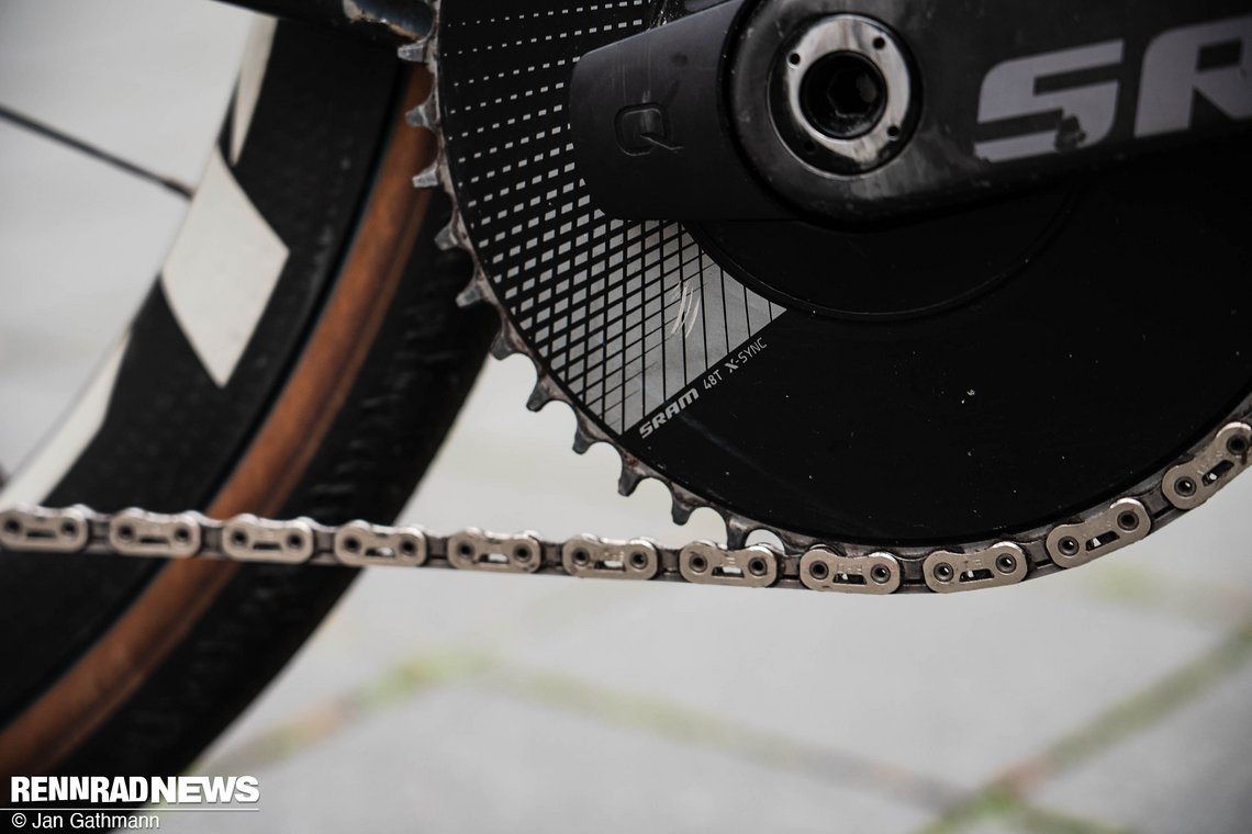 …und 48er Kettenblatt – natürlich mit Leistungsmessung.