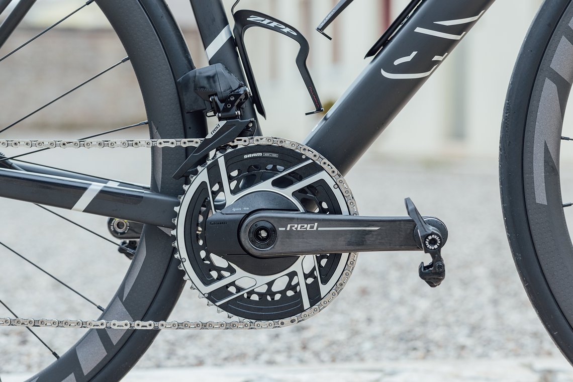 Die Bezeichnung Quarq taucht am Leistungsmesser der neuen SRAM Red AXS nirgends mehr auf