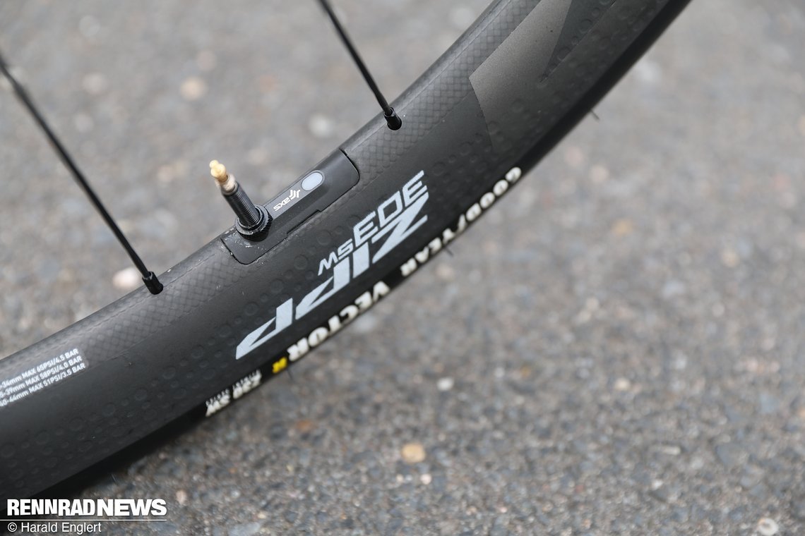 Zipp präsentiert den neuen Allround-Laufradsatz 303 SW mit integriertem AXS-Luftdrucksensor