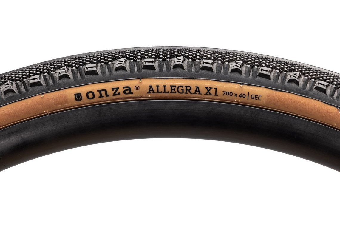 Groß (Tanwall ALLEGRA-X1 700x40 05)