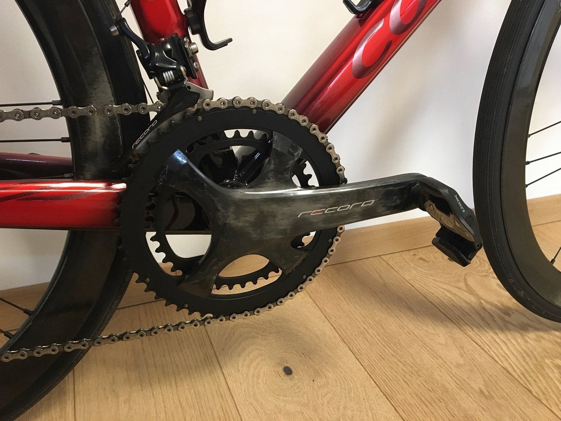 Weil es eine 52-39 Kurbel sein musste, war die Campagnolo Record gesetzt.