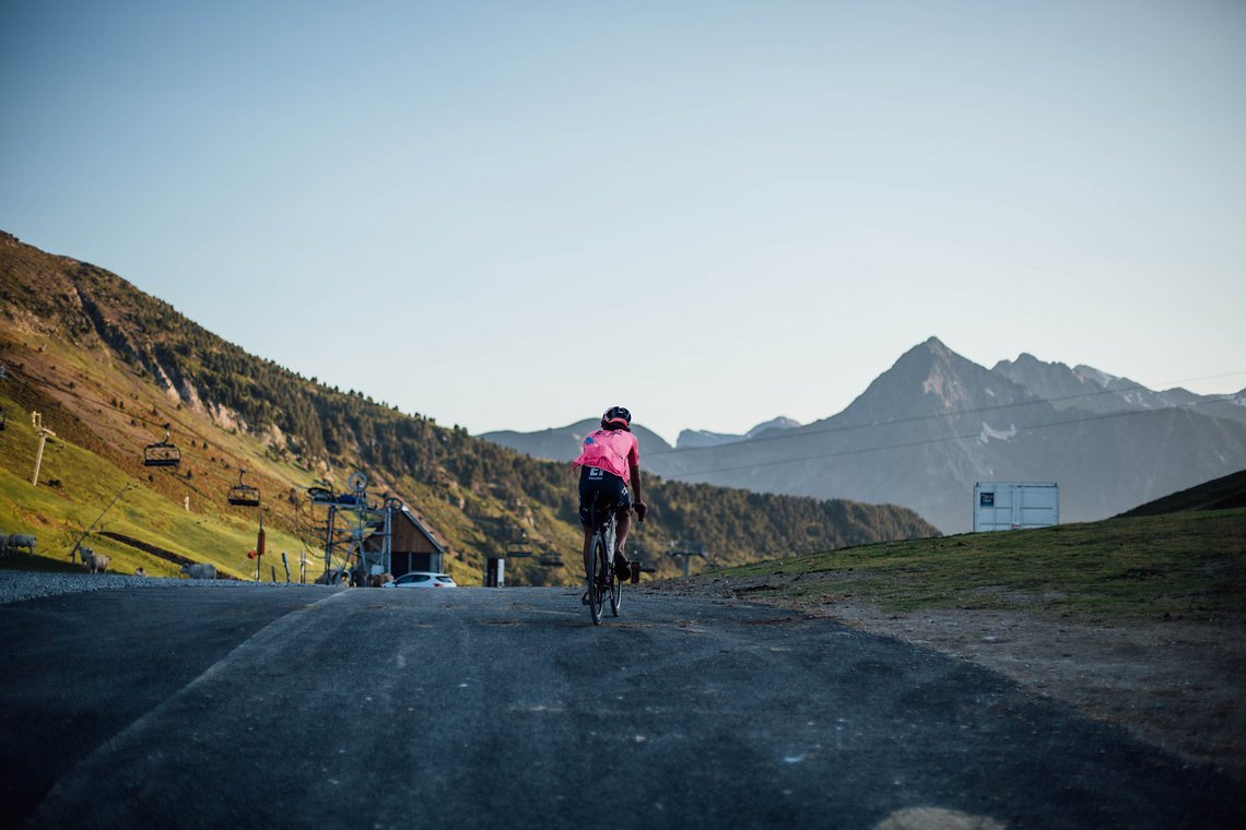 So ruhig erlebt wohl kein offizieller Tour-Teilnehmer einen Bergpass.