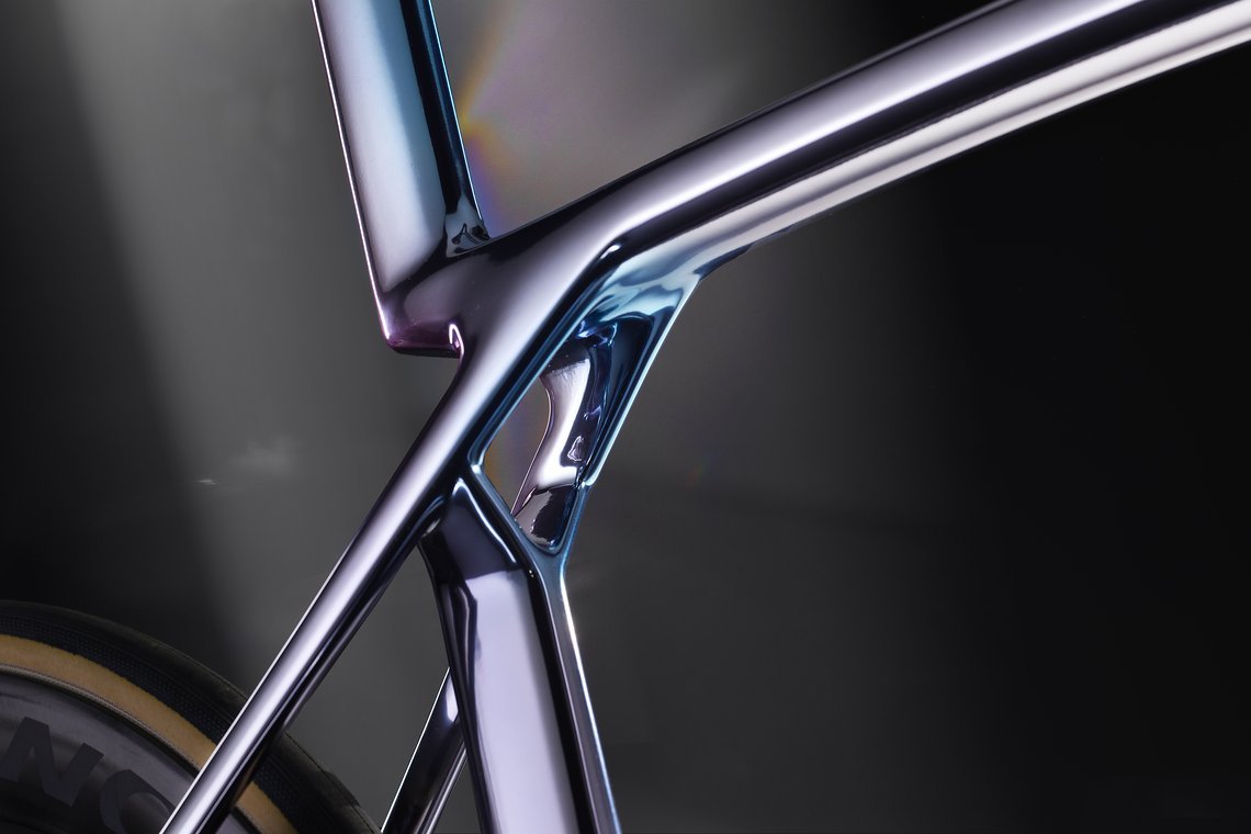 2024-04-19 Madone8 P1 ICON Interstellar ISOflow tight copy