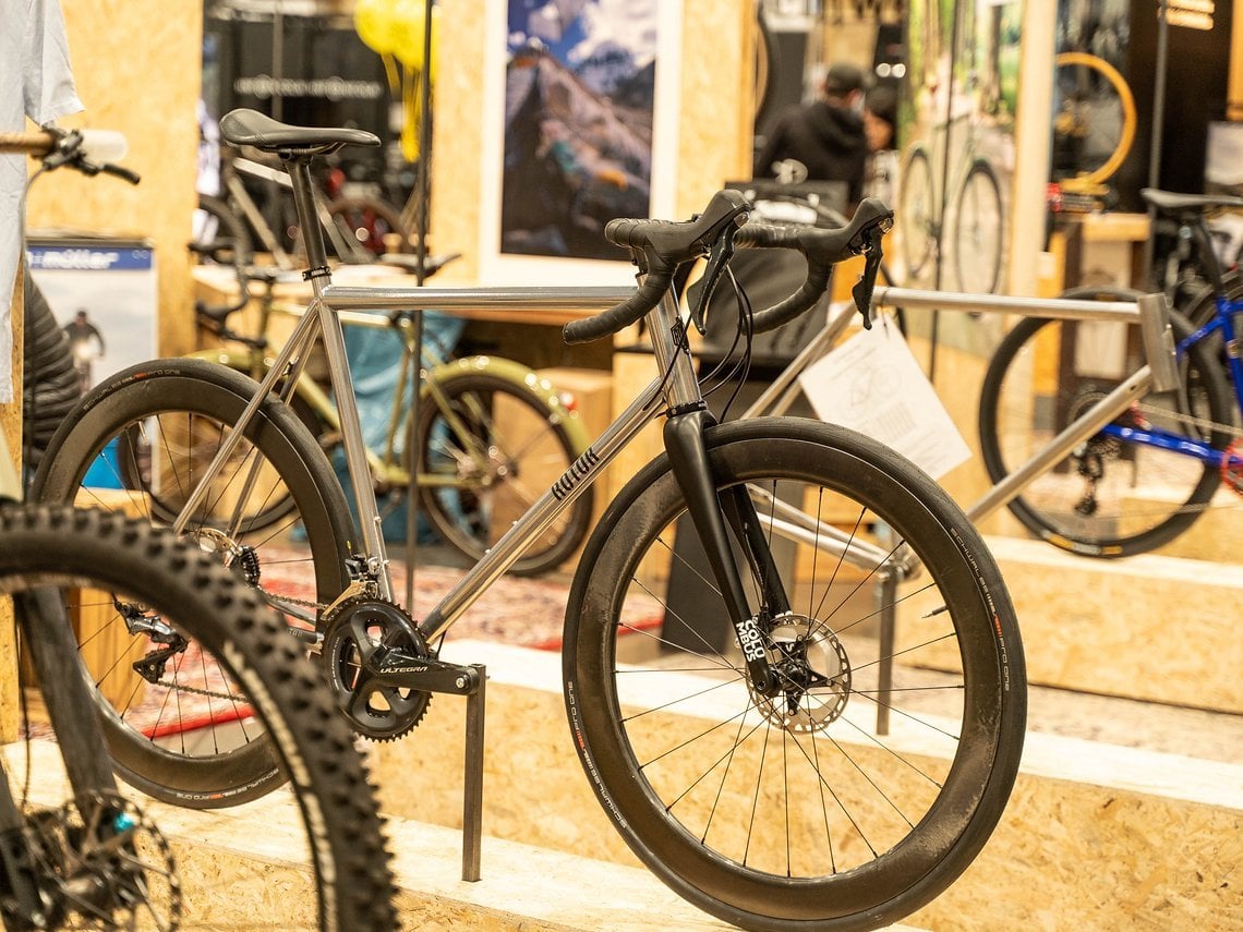 Rotor Bikes aus Leipzig zeigt, welche Rennrad-Schönheiten man mit den Custom-Rahmen der Marke faufbauen kann