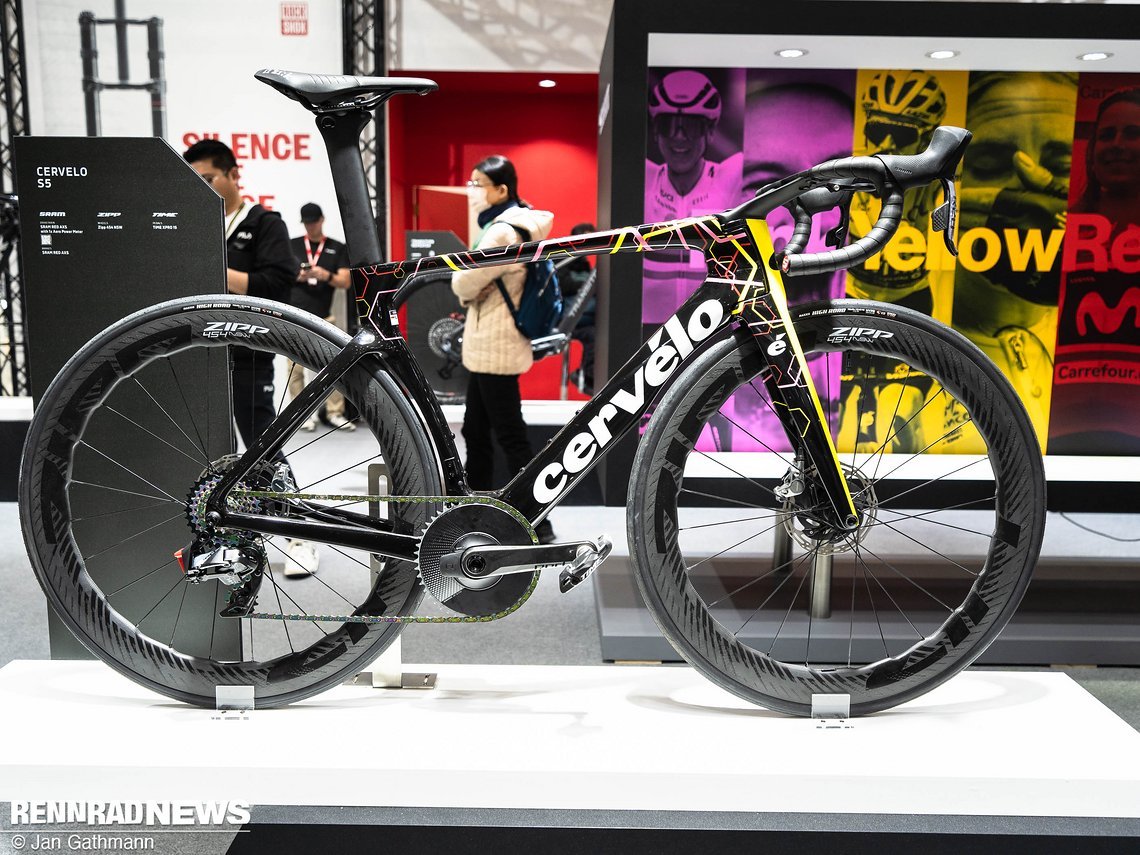 Am Stand von SRAM in Taipeh war das Cervélo S5 in Sonderlackierung zu sehen