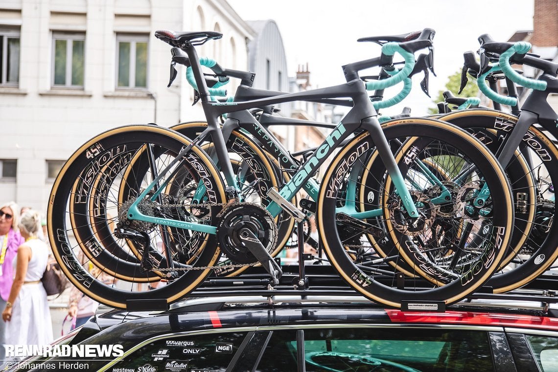 Das Bianchi Specialissima RC ist das Rad für die Bergetappen.