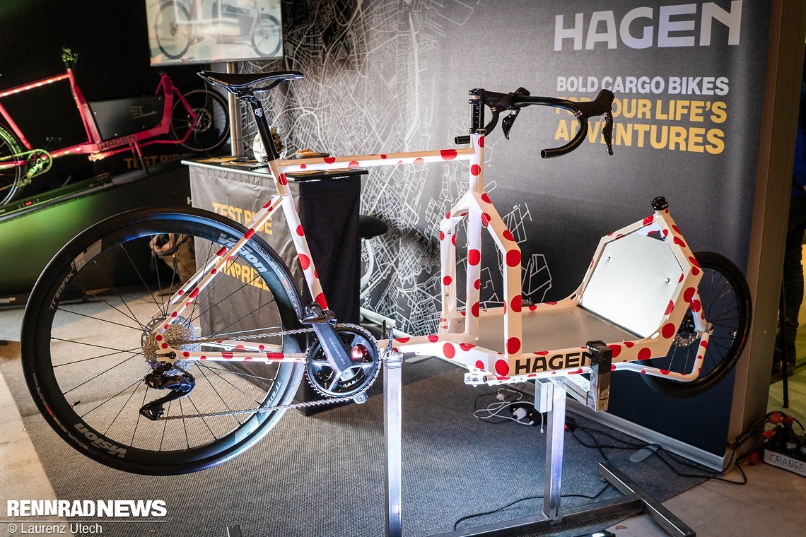 Auch Lastenräder können der Tour de France huldigen