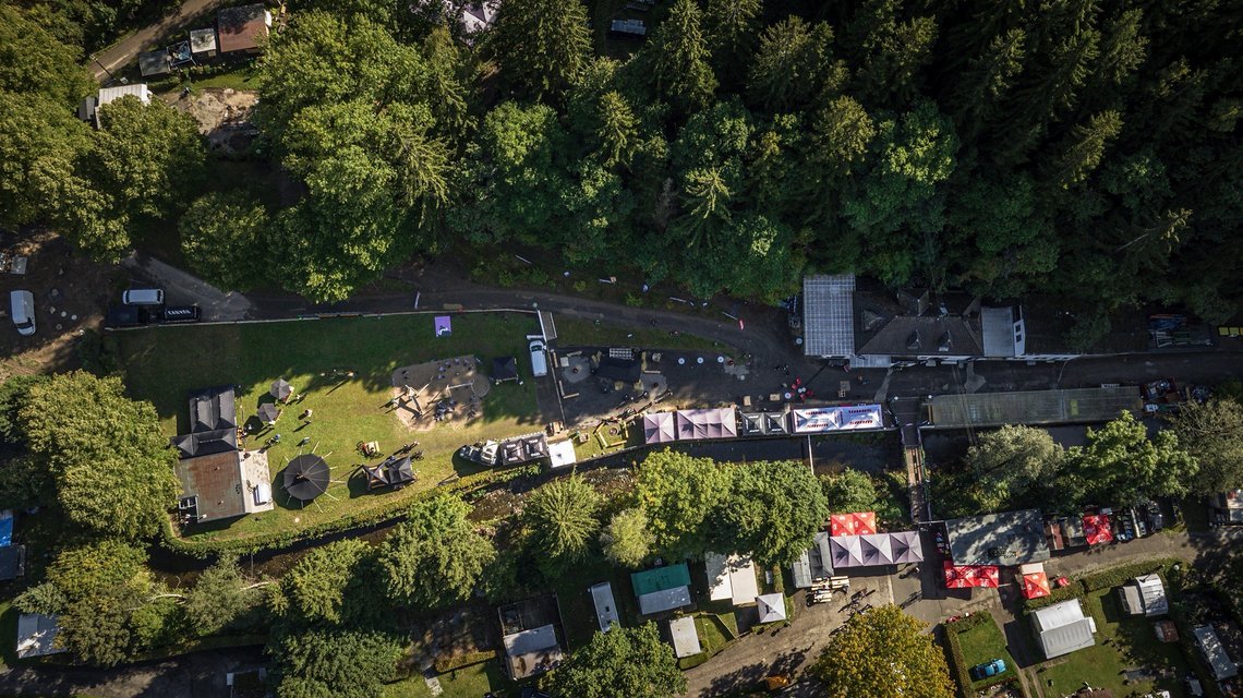 Für das Gravel Party- und Race- Event wurder der Campingplatz in Hellenthal, Eifel, für drei Tage zum Festival Gelände.