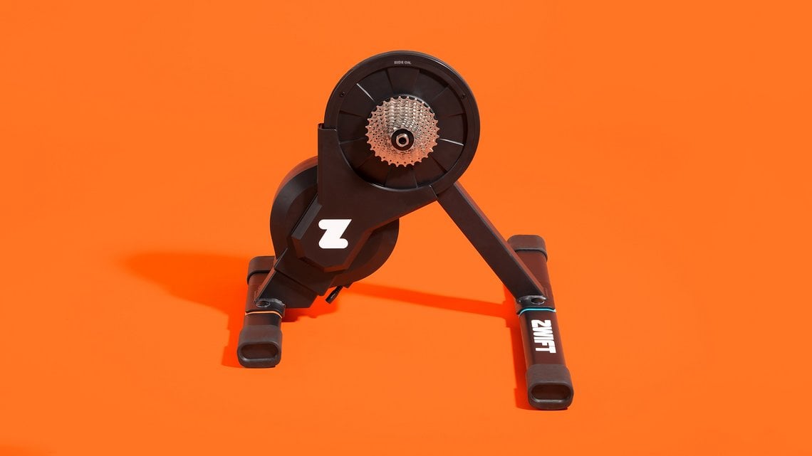 Der Zwift Hub kommt mit der passenden Kassette vorinstalliert