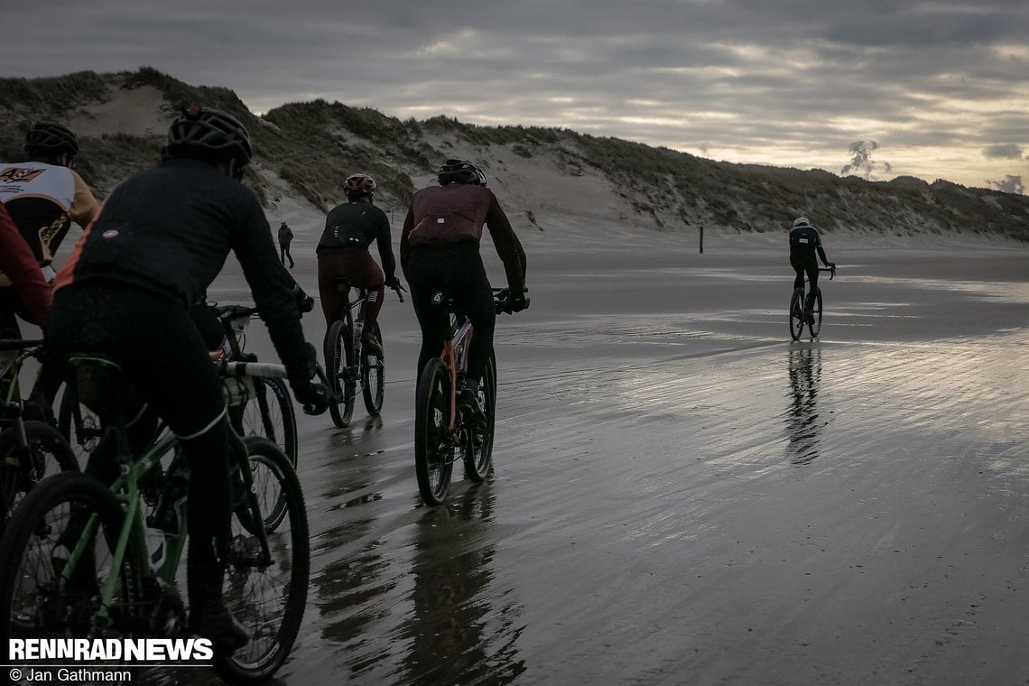 Am Strand heißt es für die „Hobbies“ nasse, weiche Stellen meiden