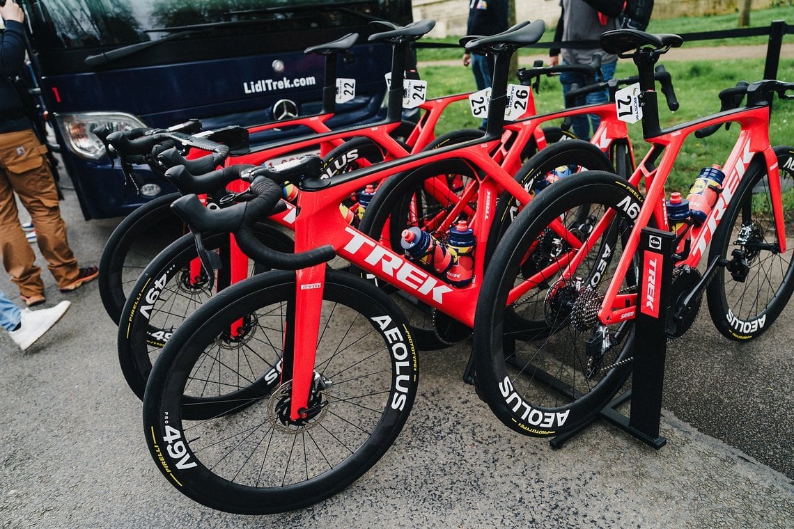 Bei Lidl-Trek setzt man voll auf den Aero-Renner Madone.